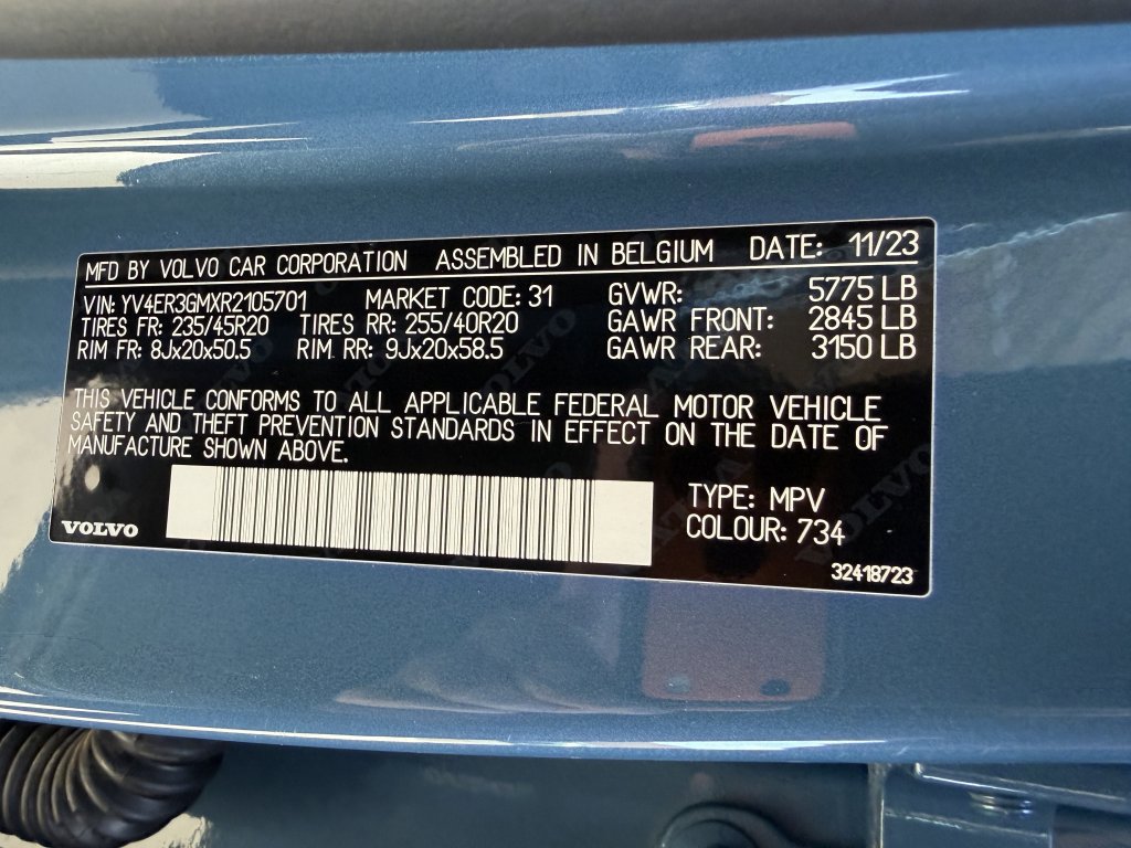 Used 2024 Volvo C40 P8 Recharge Ultimate w/ Protection Package Premier image 42