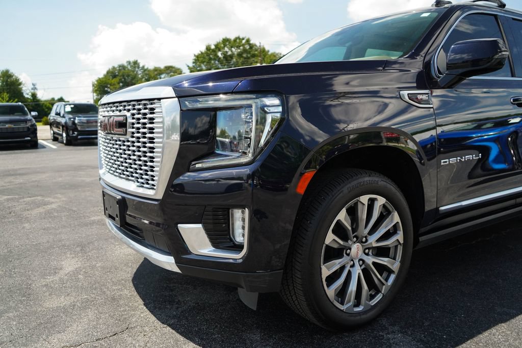 Used 2021 GMC Yukon XL Denali w/ Denali Premium Package AWD/4WD image 20