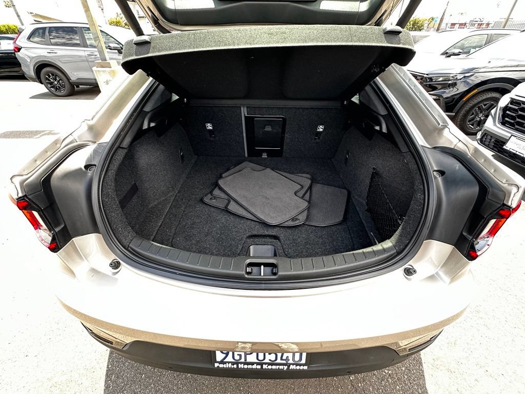 Used 2023 Polestar Polestar 2 w/ Pilot Pack AWD/4WD image 8