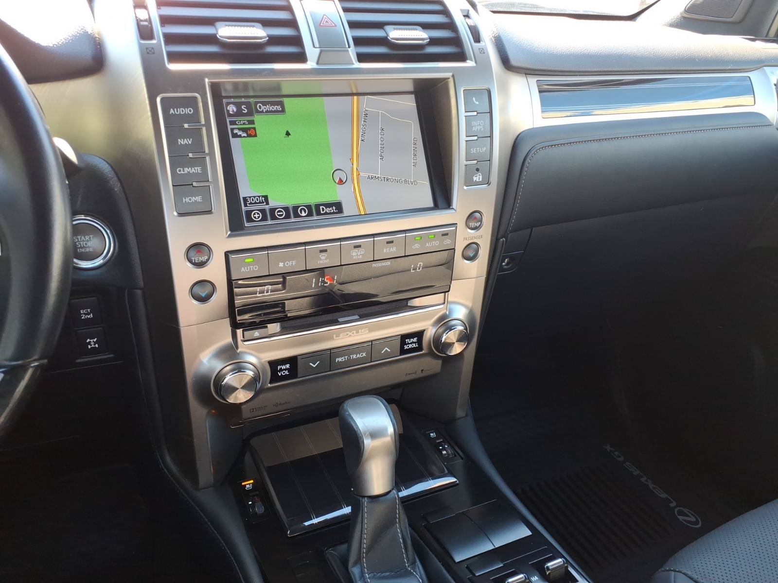 Used 2020 Lexus GX 460 Premium w/ Premium Package AWD/4WD image 22