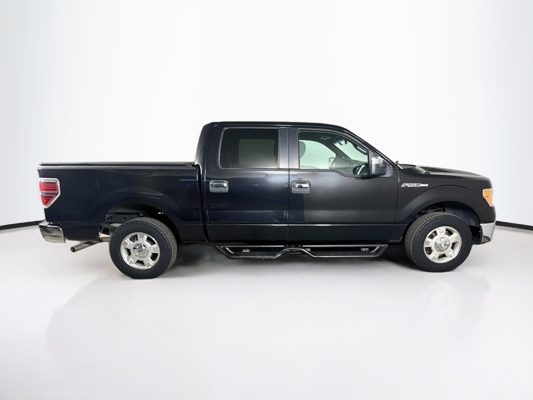 Used 2013 Ford F150 XLT RWD image 2