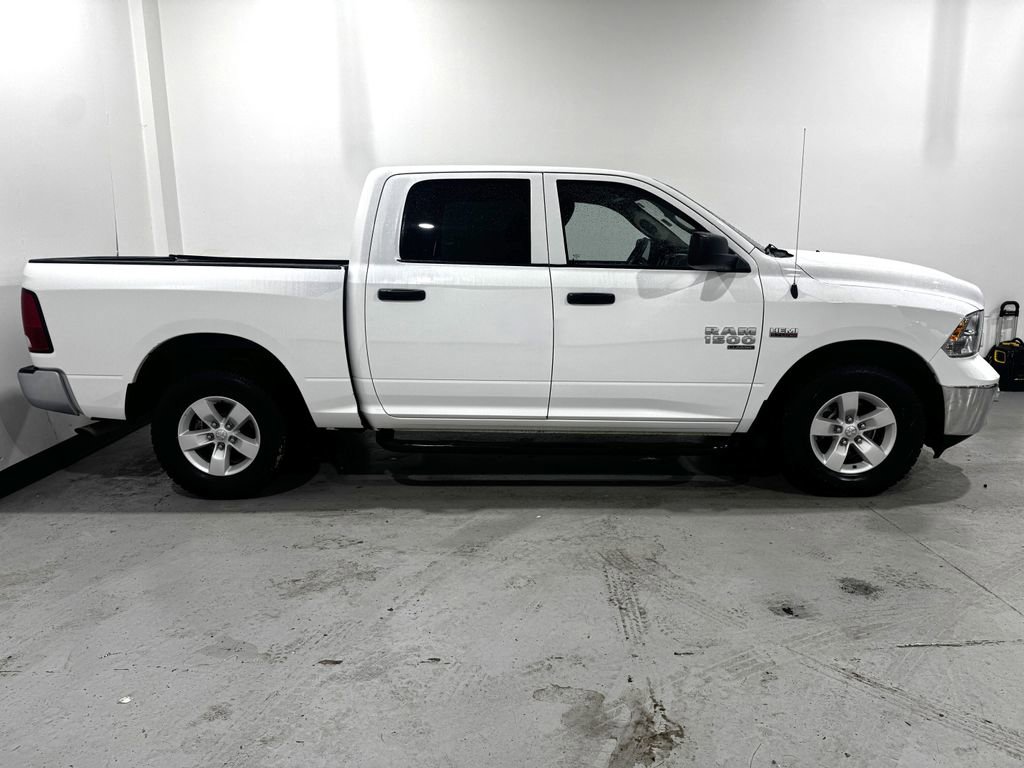 Used 2022 RAM 1500 Classic SLT image 22