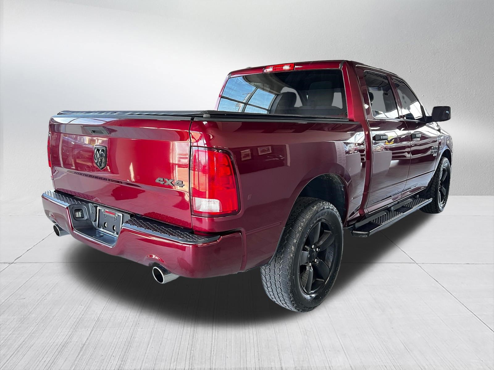 Used 2019 RAM 1500 Express w/ Wheel & Sound Group AWD/4WD image 4