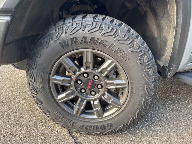 Used 2024 GMC Sierra 1500 AT4X image 34