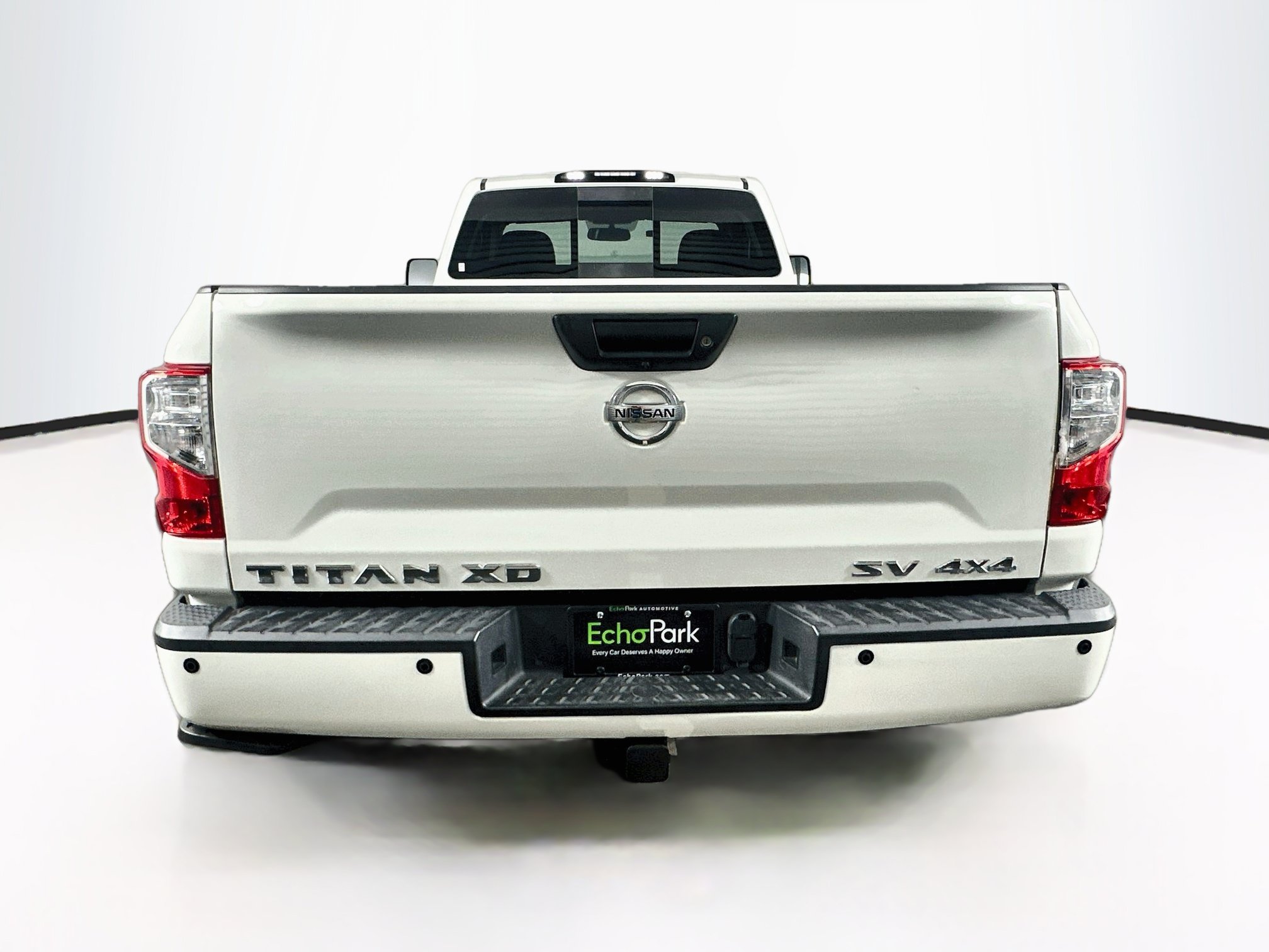 Used 2018 Nissan Titan SV w/ SV Convenience Package AWD/4WD image 7