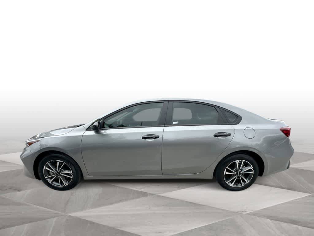 Certified 2024 Kia Forte LXS w/ LXS Technology Package FWD image 5