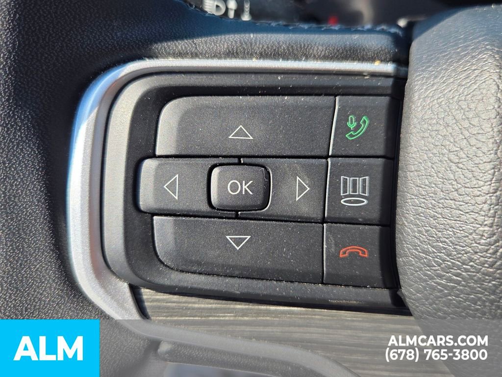 Used 2023 Jeep Wagoneer L Series III w/ Preferred Equipment Group image 27