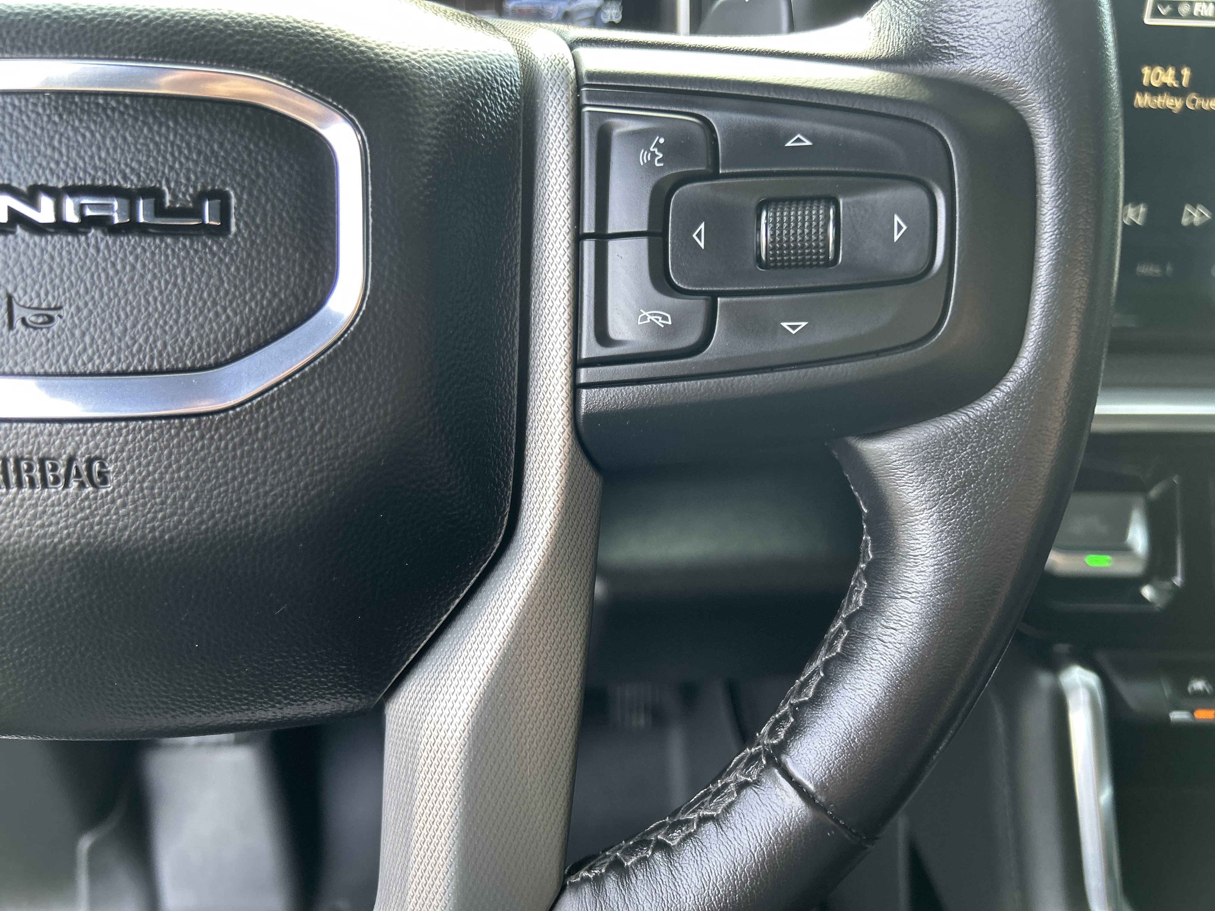 Used 2022 GMC Sierra 1500 Denali w/ Denali Reserve Package image 21