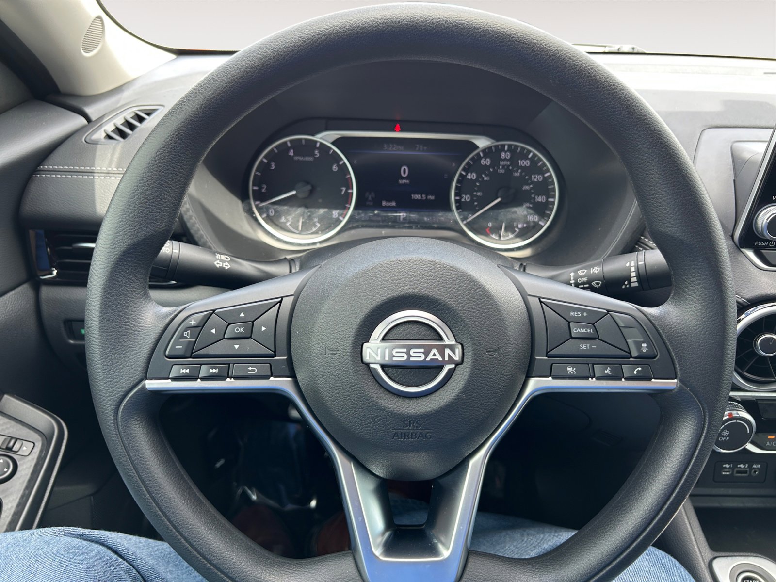 Used 2025 Nissan Sentra SV image 13