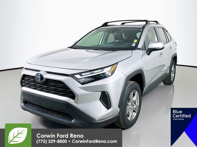 Used 2024 Toyota RAV4 XLE w/ Convenience Package image 4