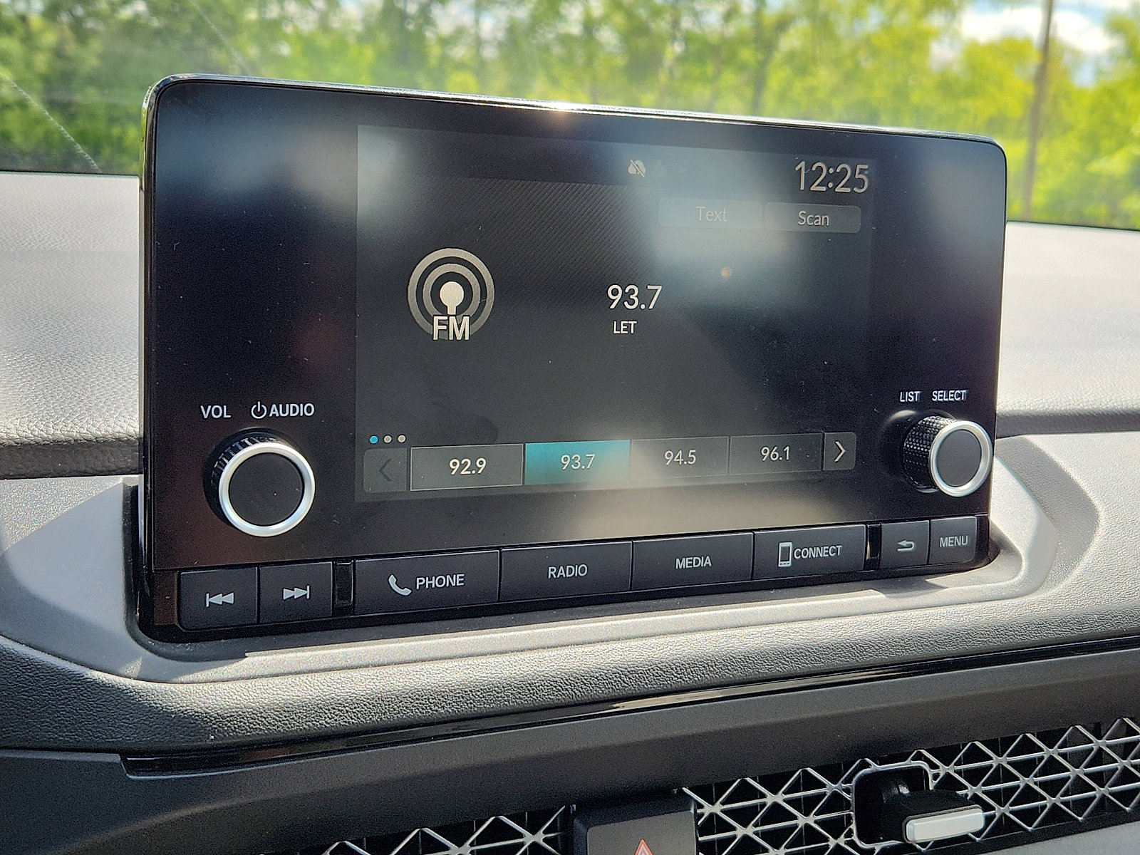 Used 2023 Honda Accord EX image 17