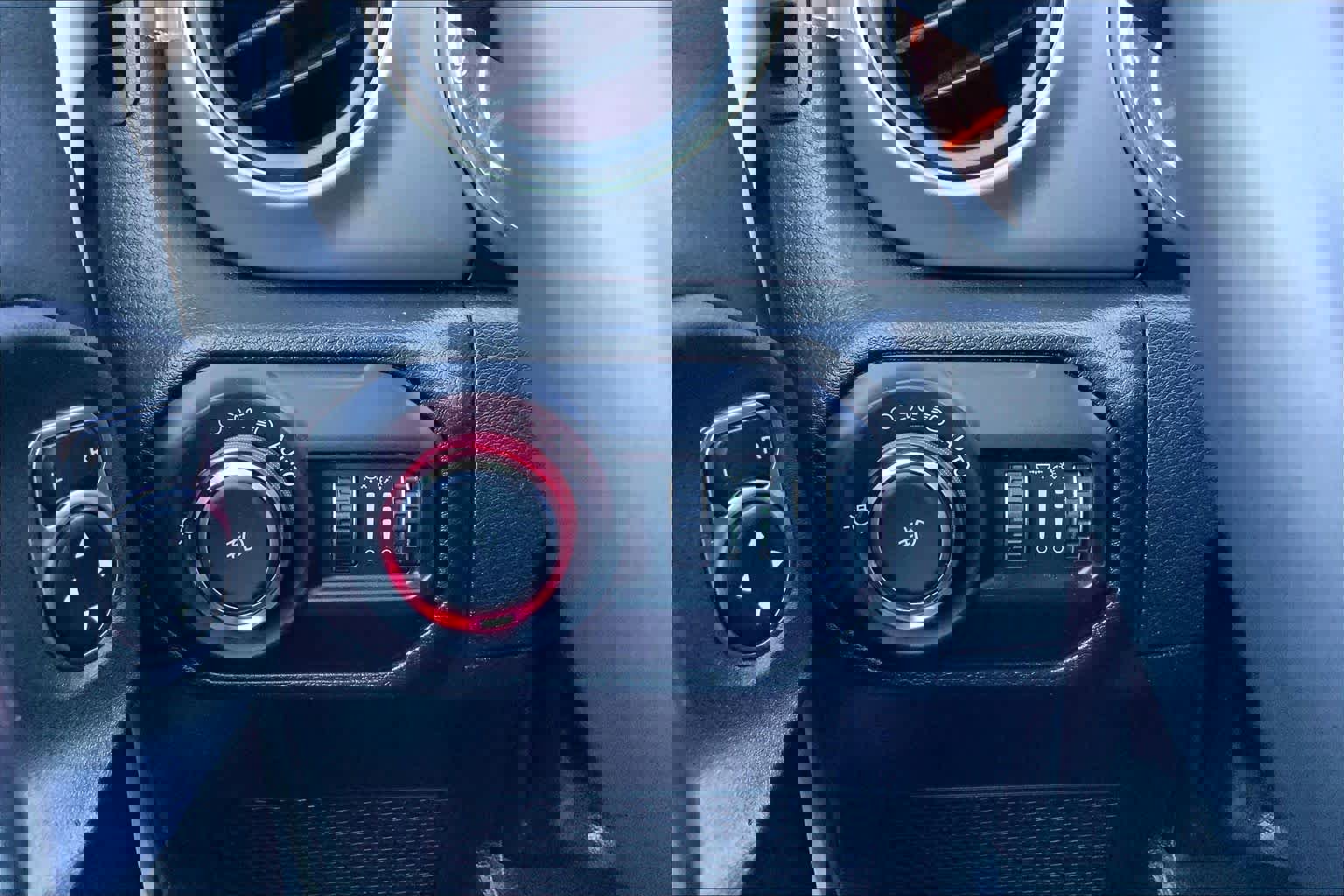 Used 2022 Jeep Wrangler Unlimited Sport image 32