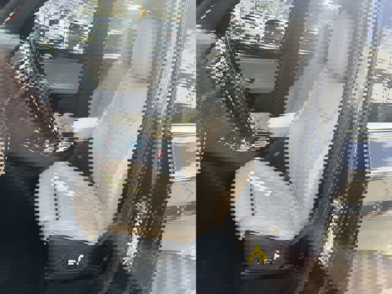 Used 2021 BMW X3 xDrive30e w/ Executive Package image 14