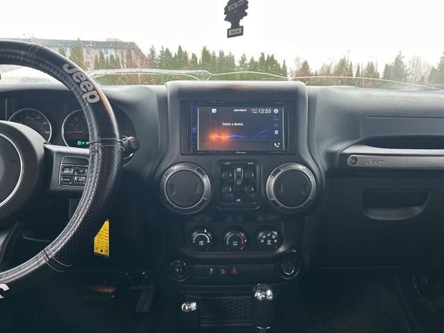 Used 2017 Jeep Wrangler Unlimited Sport w/ Quick Order Package 24S AWD/4WD image 21