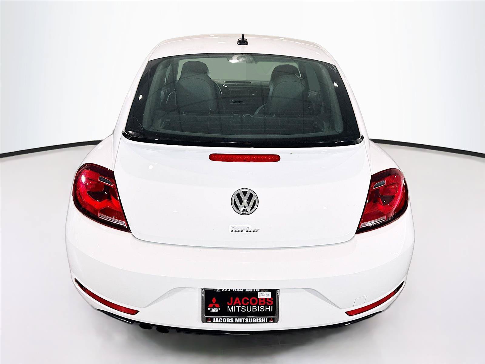 Used 2018 Volkswagen Beetle 2.0T FWD image 4
