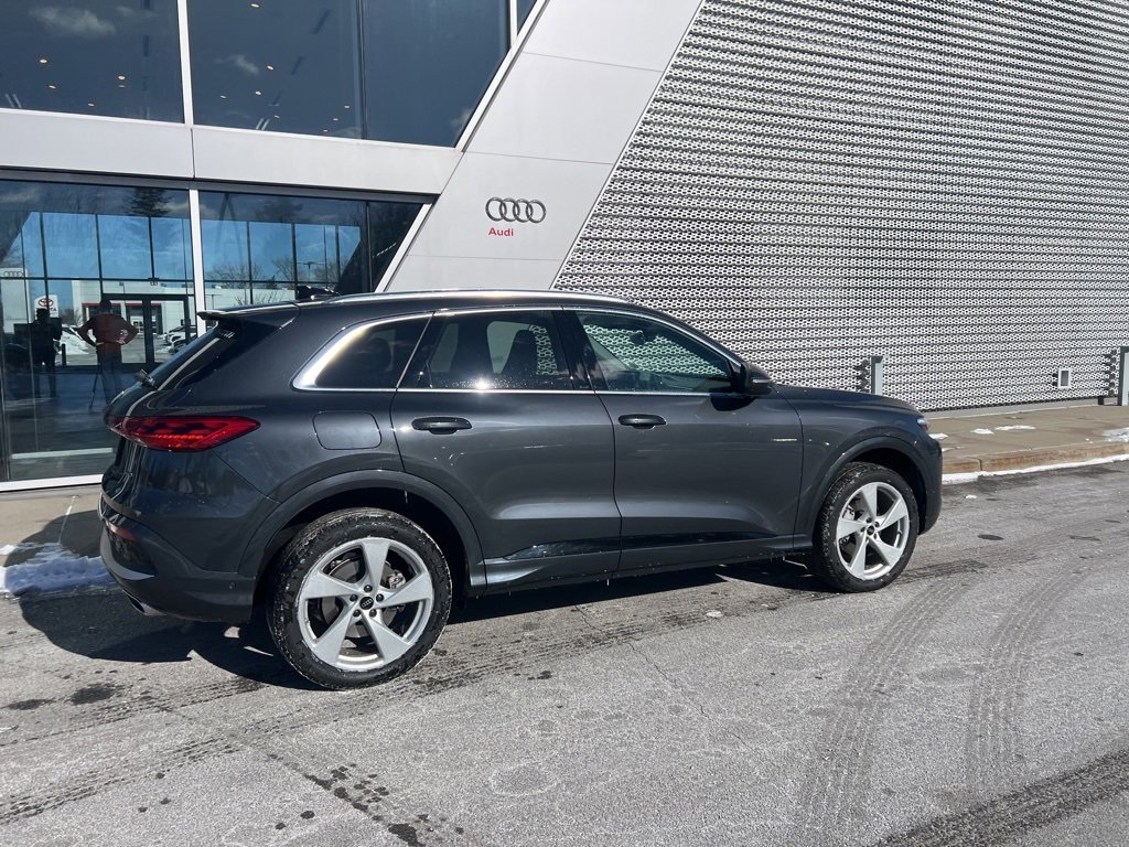 Used 2025 Audi Q5 Premium Plus w/ Premium Plus image 21