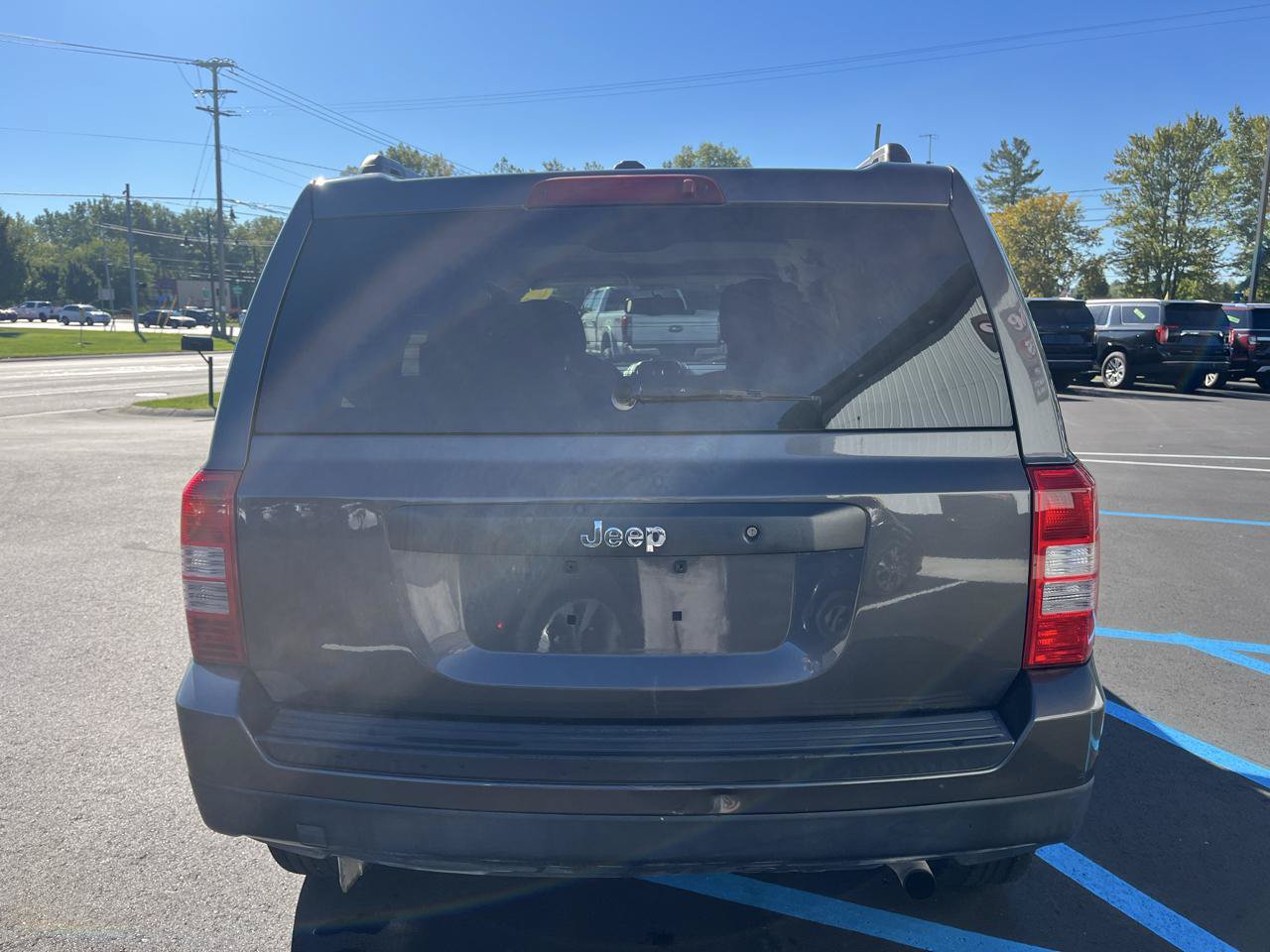 Used 2016 Jeep Patriot Sport FWD image 6