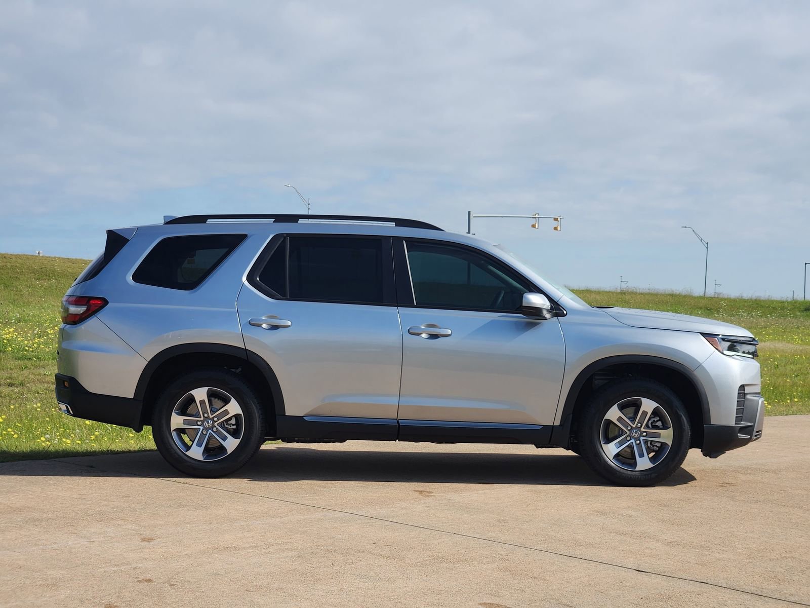 New 2026 Honda Pilot EX-L image 7