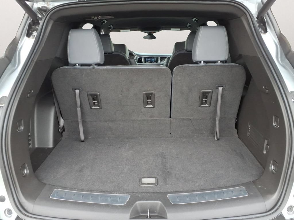 Certified 2024 Buick Enclave Essence FWD image 23