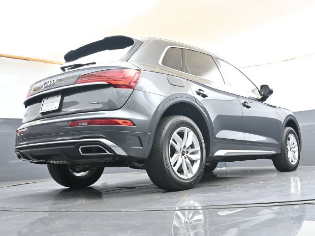 Used 2024 Audi Q5 2.0T Premium w/ Convenience Package AWD/4WD image 34