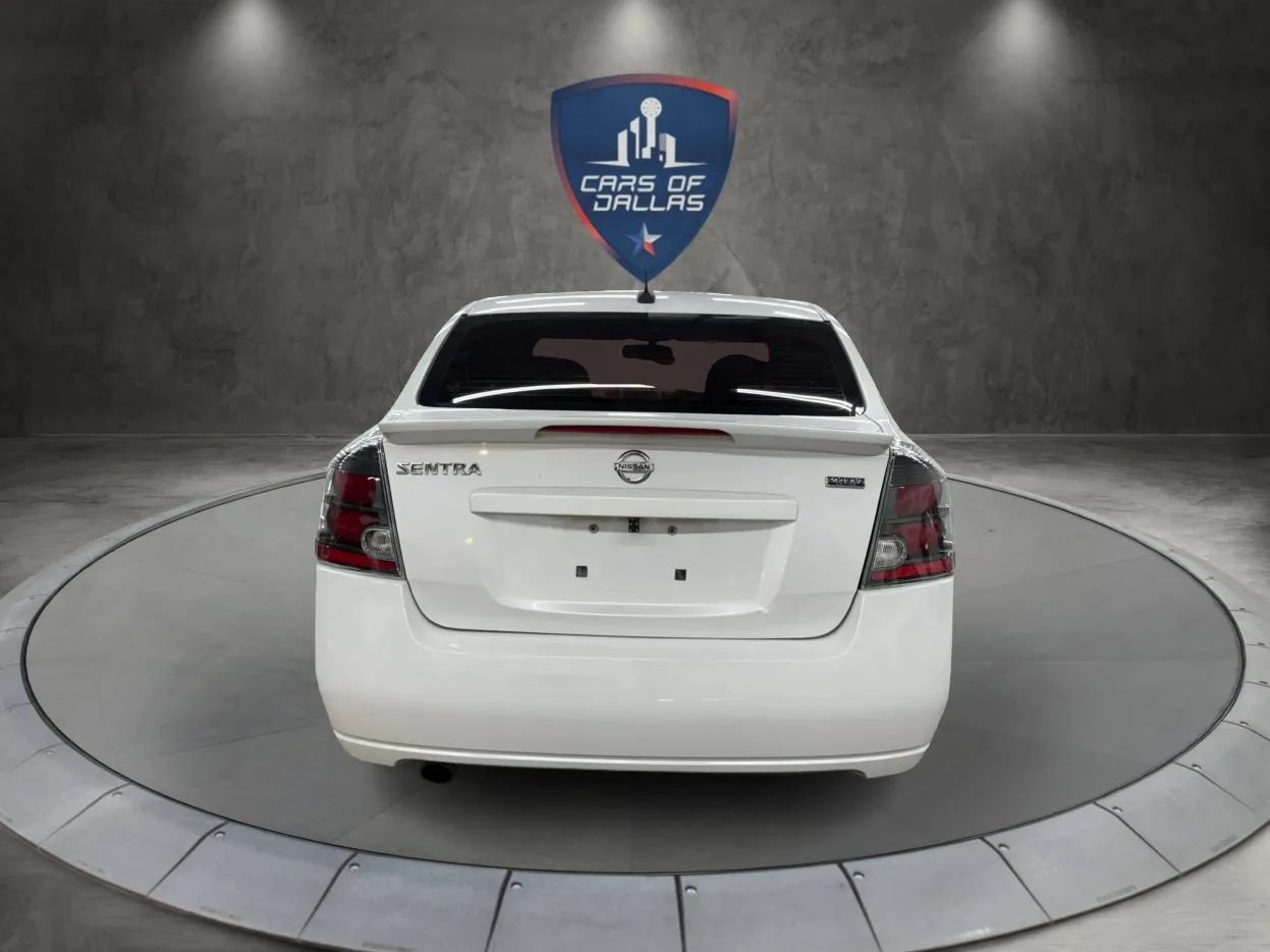 Used 2012 Nissan Sentra 2.0 SR w/ Special Edition Pkg FWD image 4