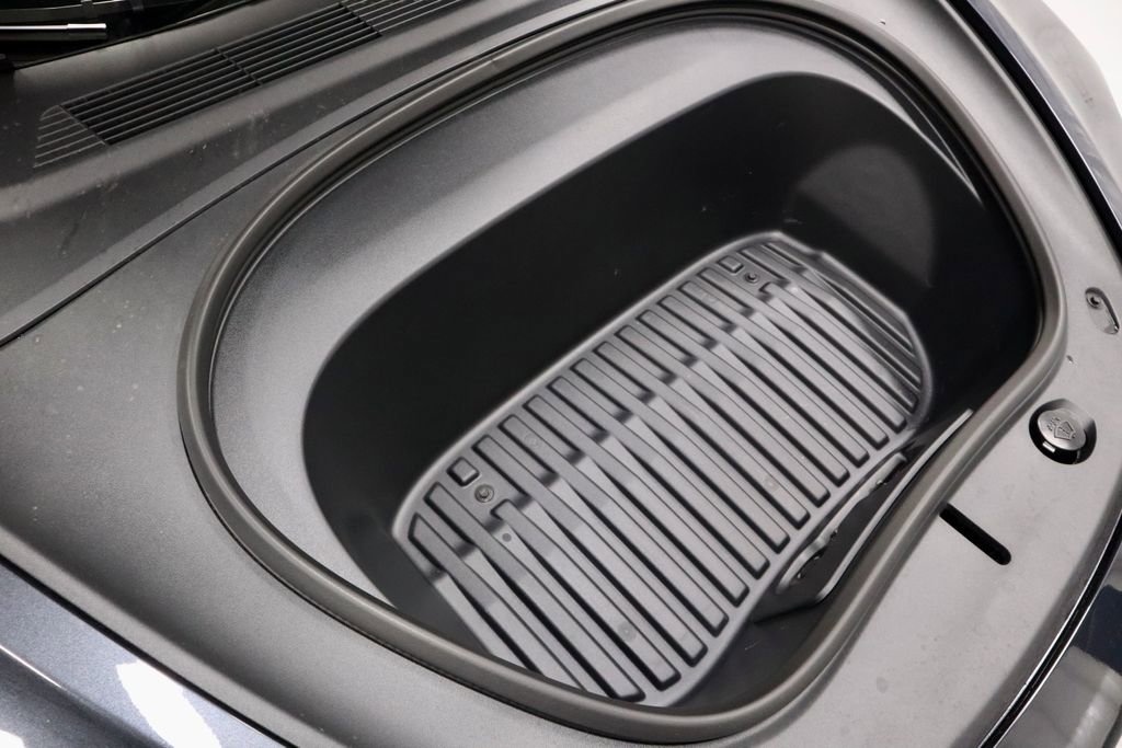 Used 2024 Tesla Model 3 Performance image 20