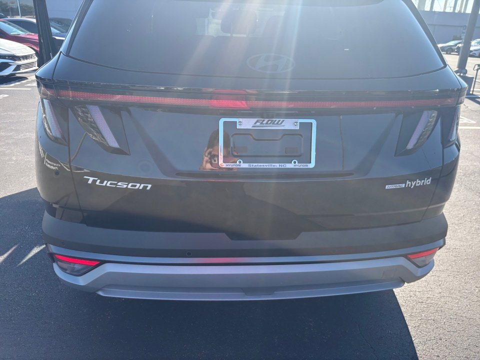 New 2025 Hyundai Tucson Limited image 14