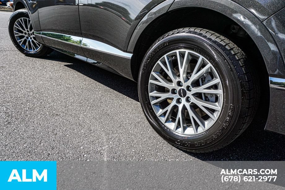 Used 2025 Genesis GV80 2.5T Standard AWD/4WD image 15