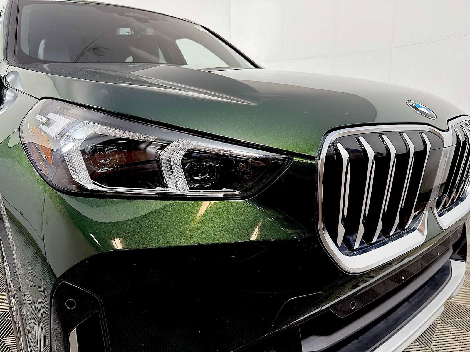 Used 2023 BMW X1 xDrive28i w/ Convenience Package AWD/4WD image 24
