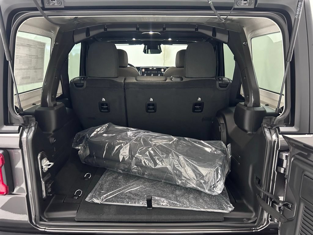 New 2026 Jeep Wrangler Unlimited Sport AWD/4WD image 9