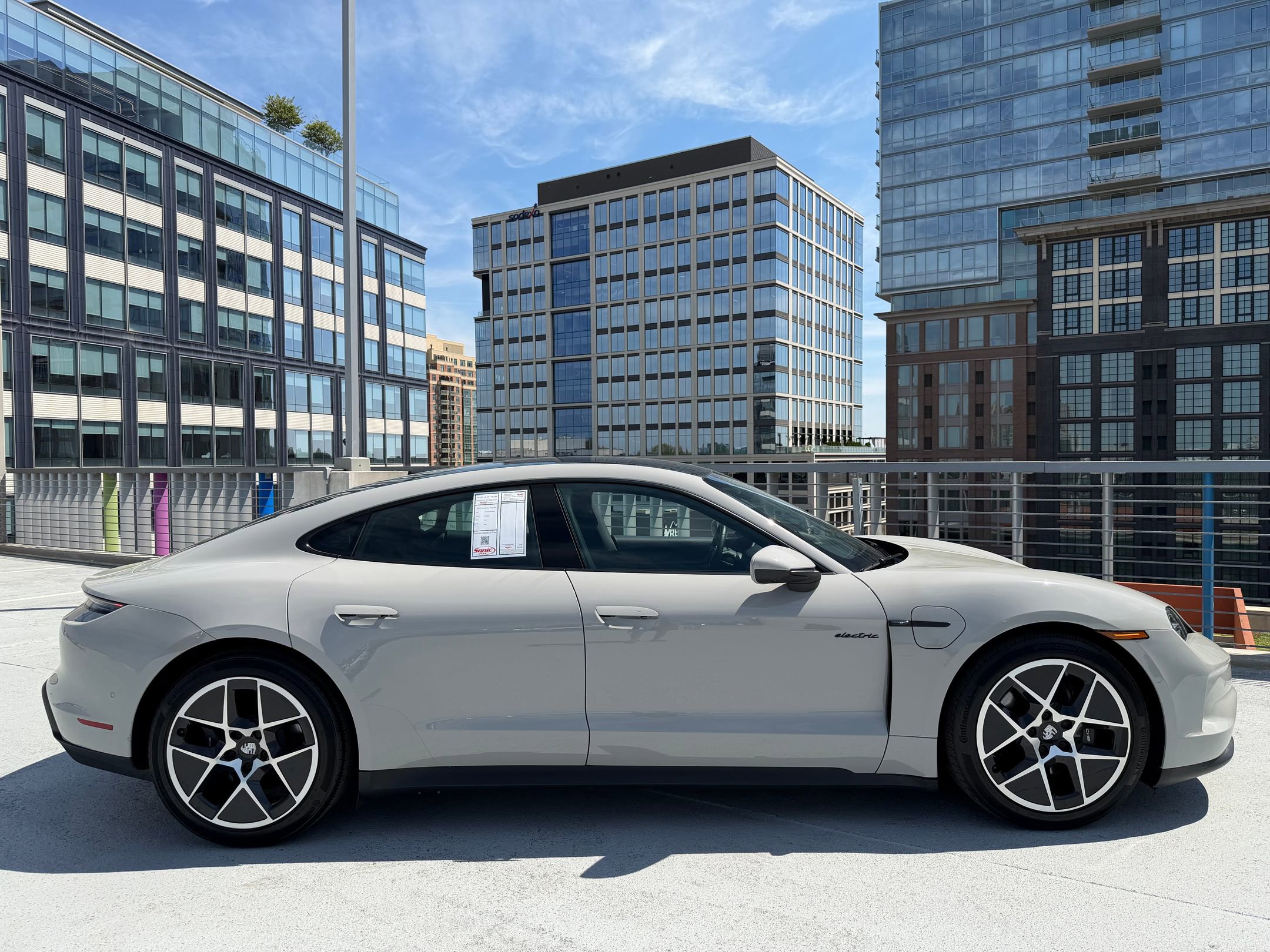 Used 2025 Porsche Taycan RWD image 8