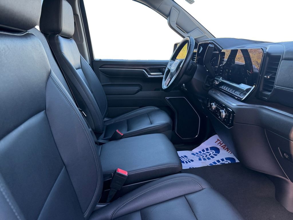 Used 2024 GMC Sierra 1500 SLT AWD/4WD image 15