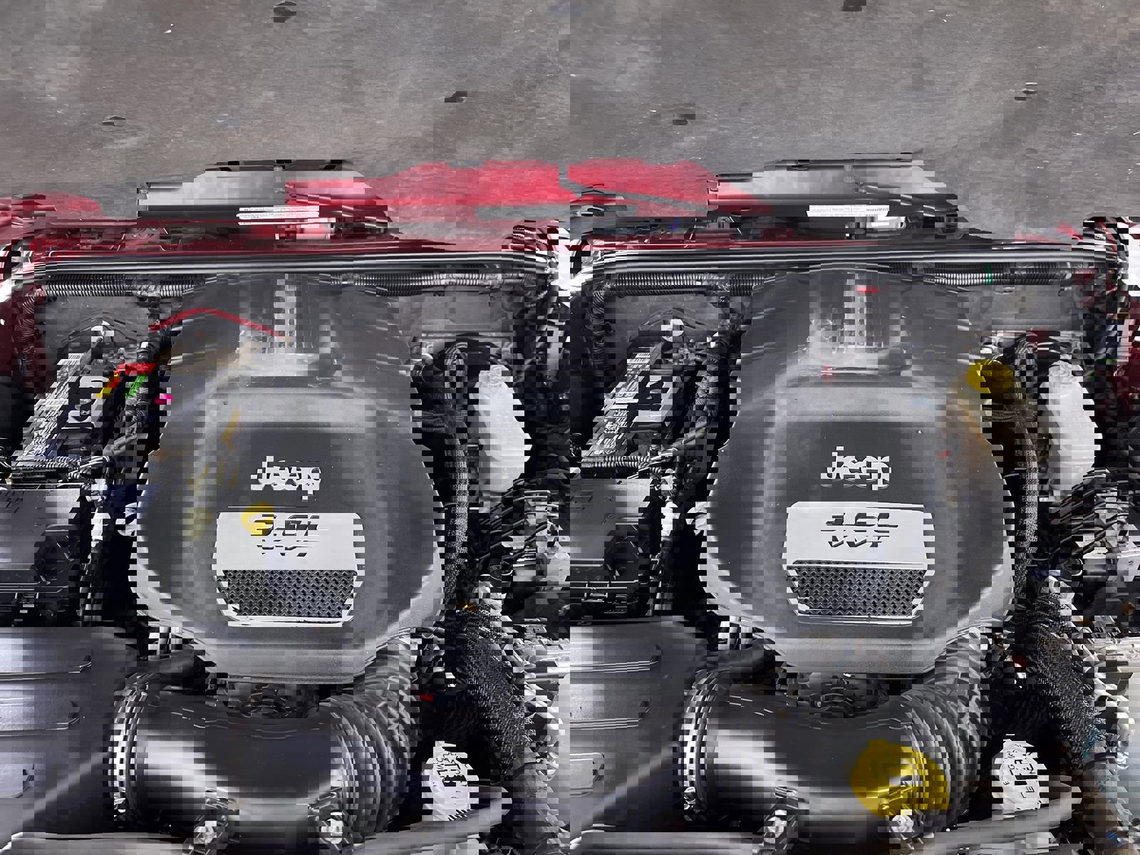 Used 2012 Jeep Wrangler Unlimited Sahara w/ Connectivity Group image 25