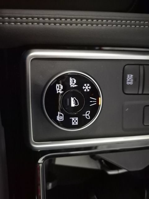 New 2026 Nissan Pathfinder Platinum AWD/4WD image 16