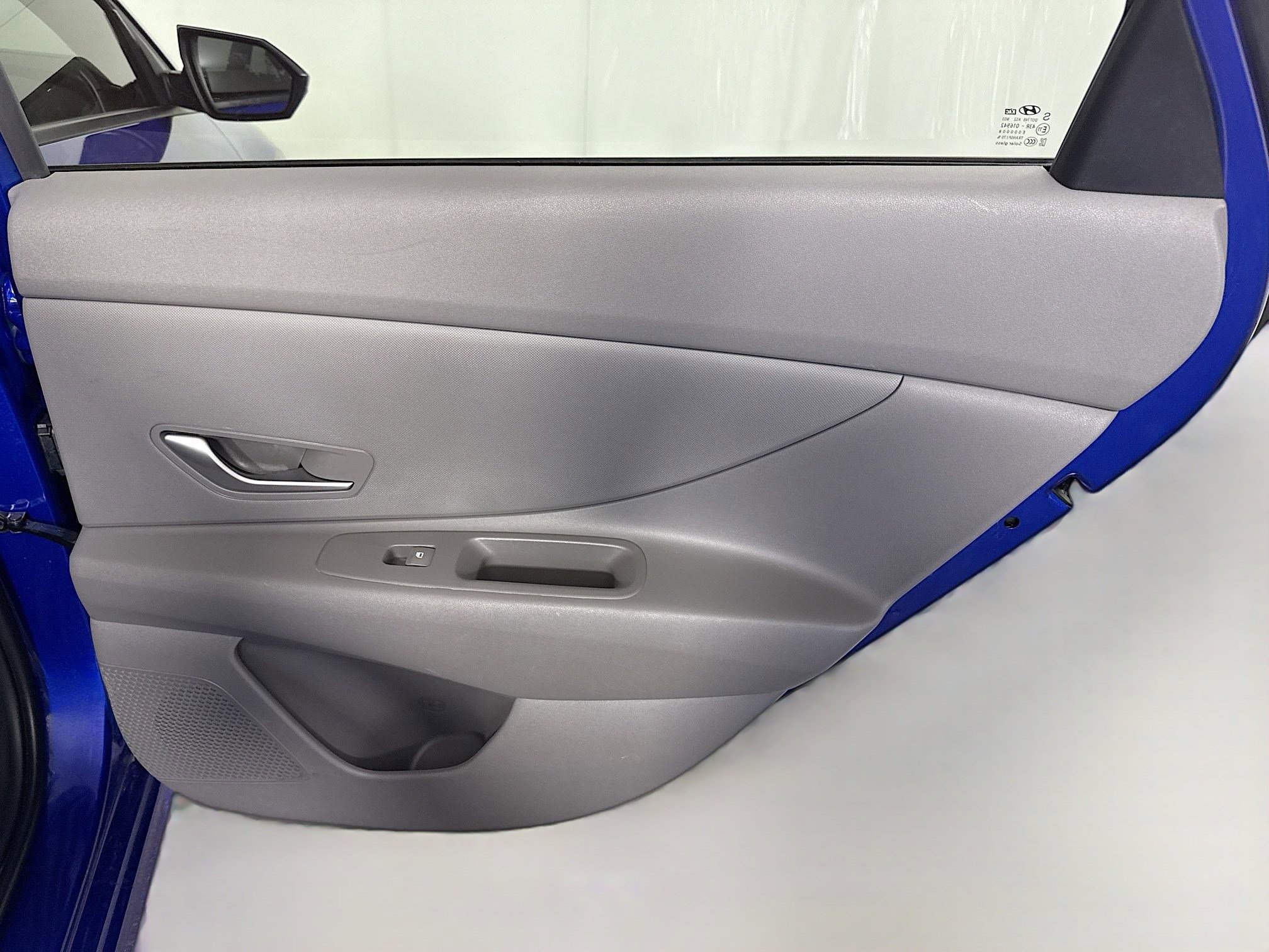 Used 2024 Hyundai Elantra SE image 27