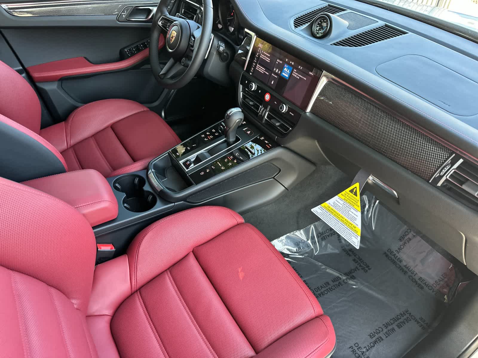 New 2026 Porsche Macan GTS AWD/4WD image 17