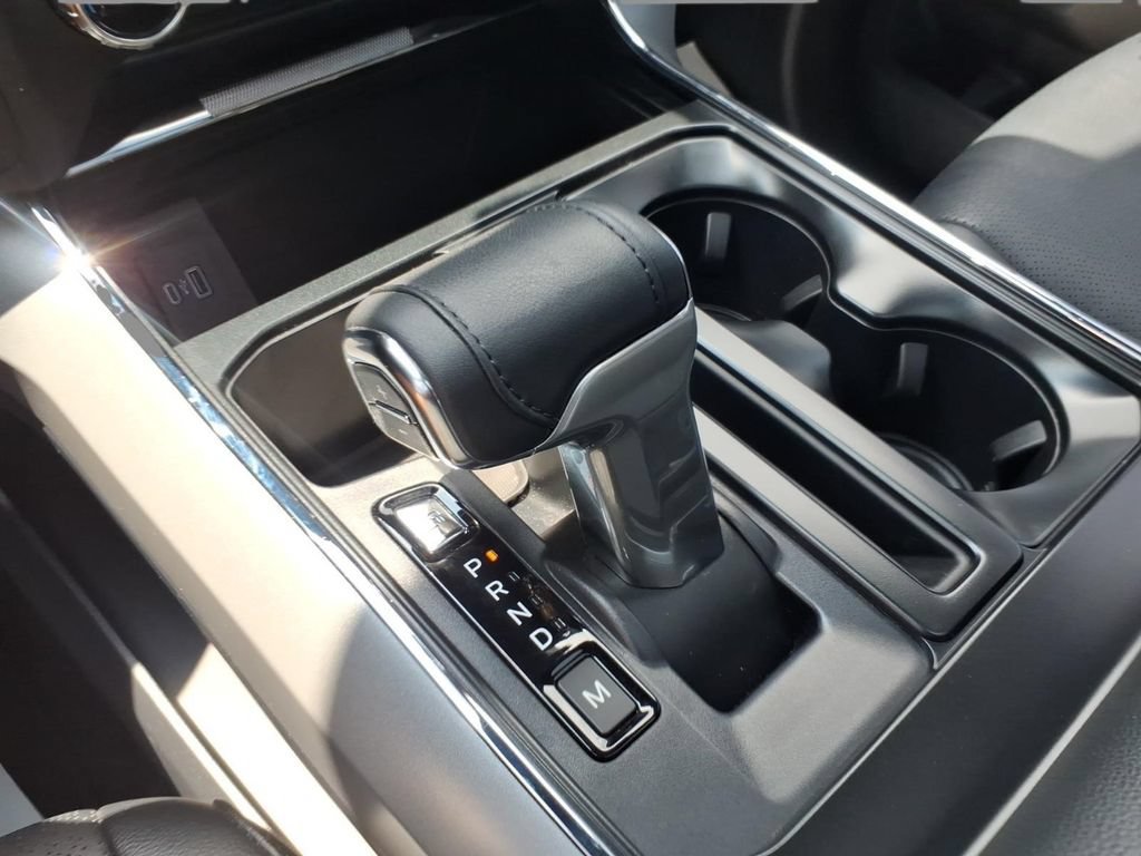 Used 2024 Ford F150 Lariat AWD/4WD image 25