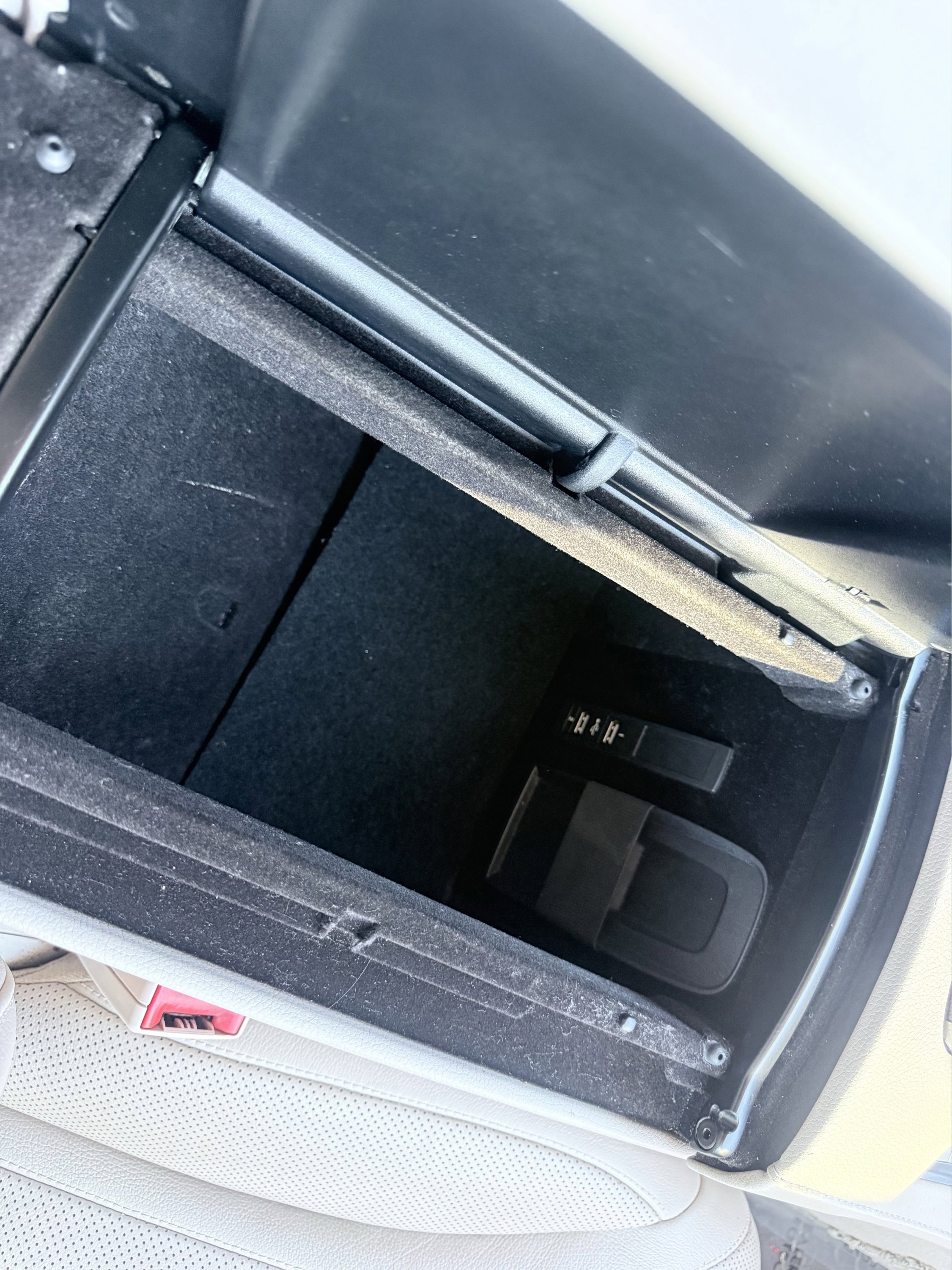 Used 2015 Mercedes-Benz S 550 Sedan w/ Premium 1 Package image 56