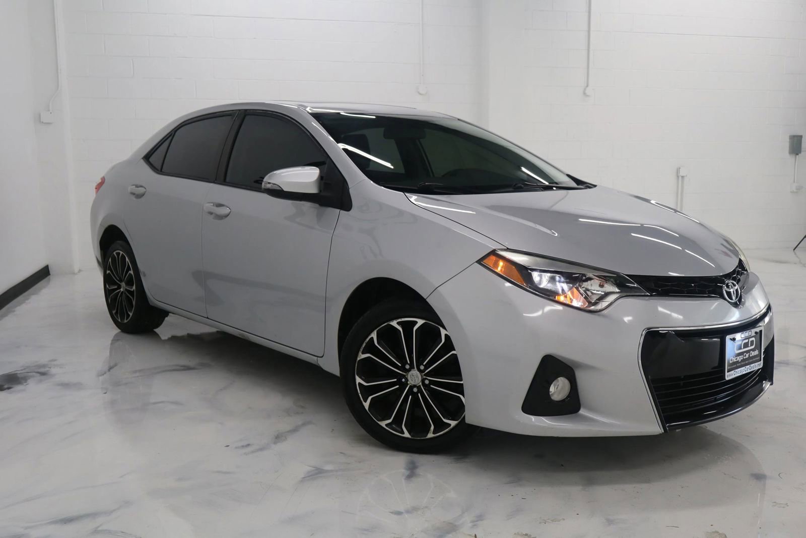 Used 2014 Toyota Corolla S image 2