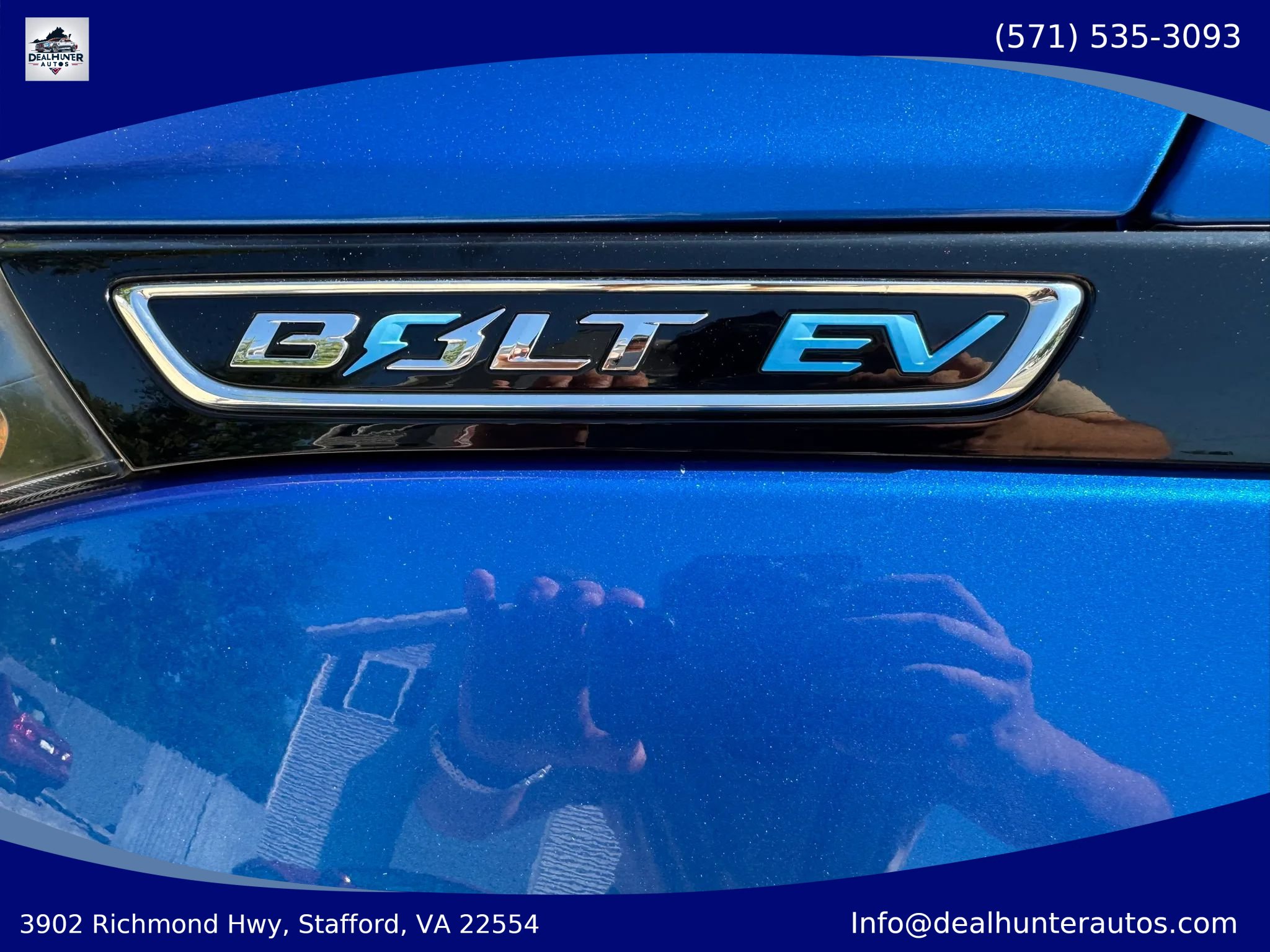 Used 2017 Chevrolet Bolt Premier w/ Driver Confidence II Package FWD image 10