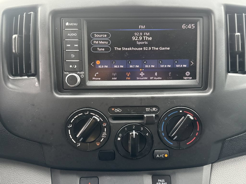 Used 2020 Nissan NV200 S FWD image 24