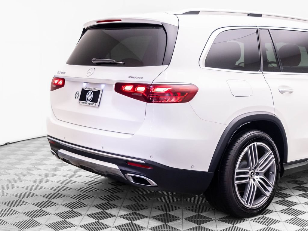 Used 2024 Mercedes-Benz GLS 450 4MATIC image 40