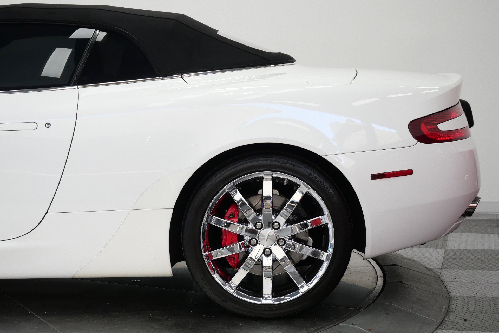 Used 2008 Aston Martin DB9 Volante RWD image 46