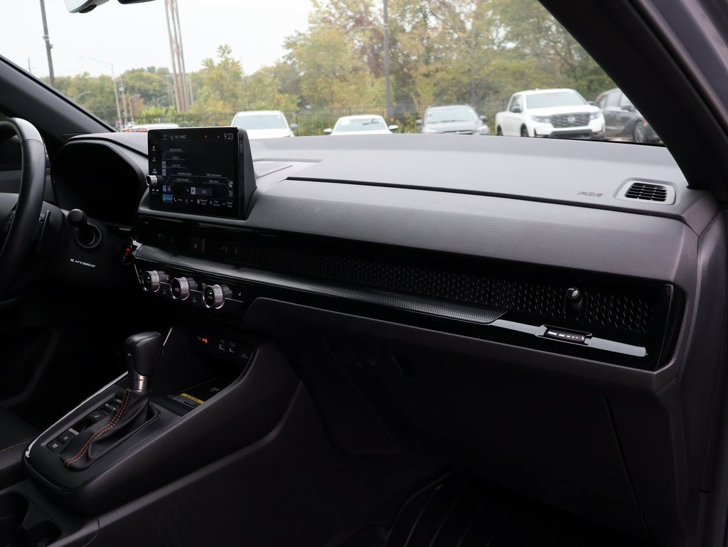 Certified 2023 Honda CR-V Sport Touring image 9