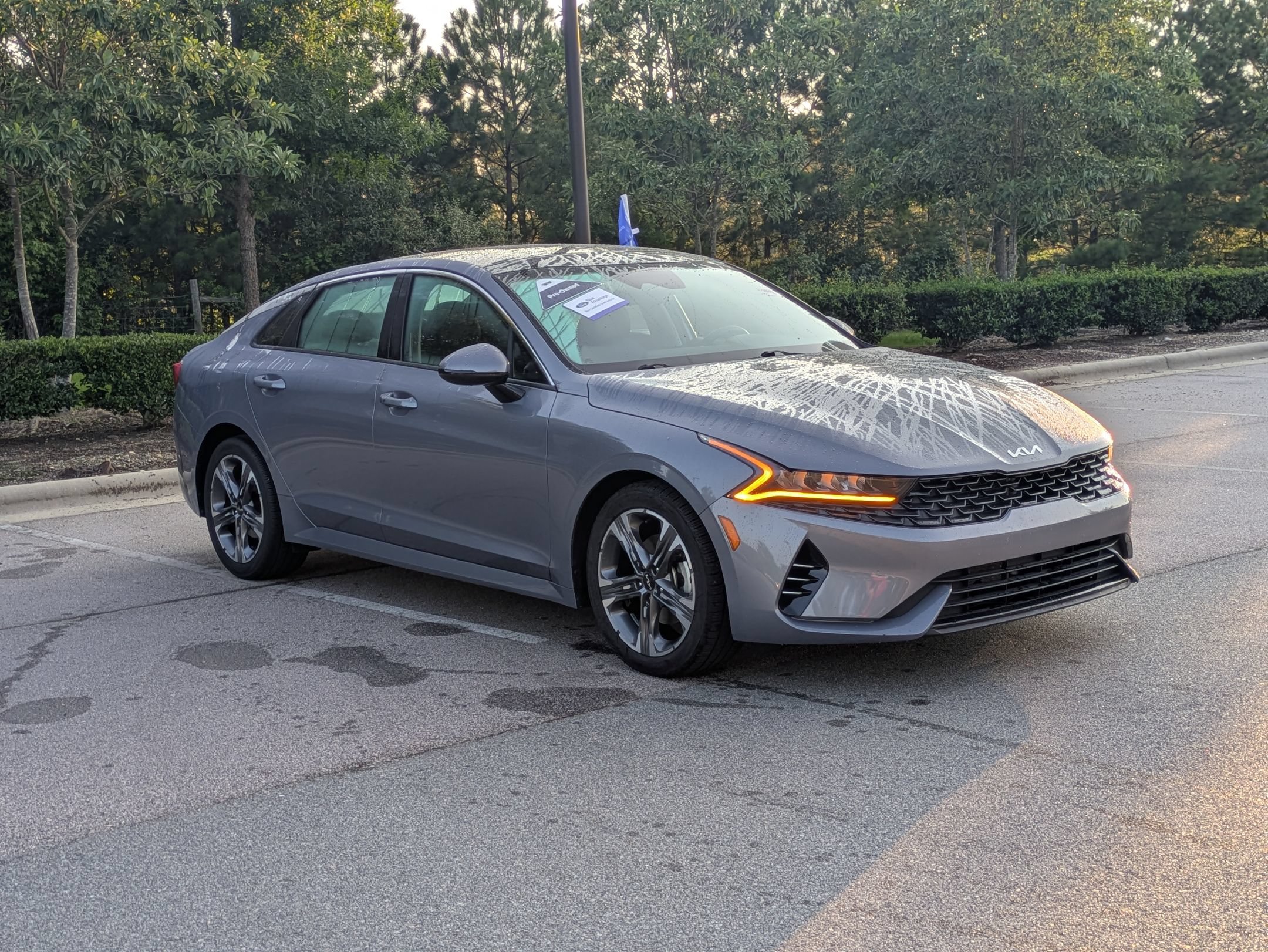 Used 2023 Kia K5 EX FWD image 2