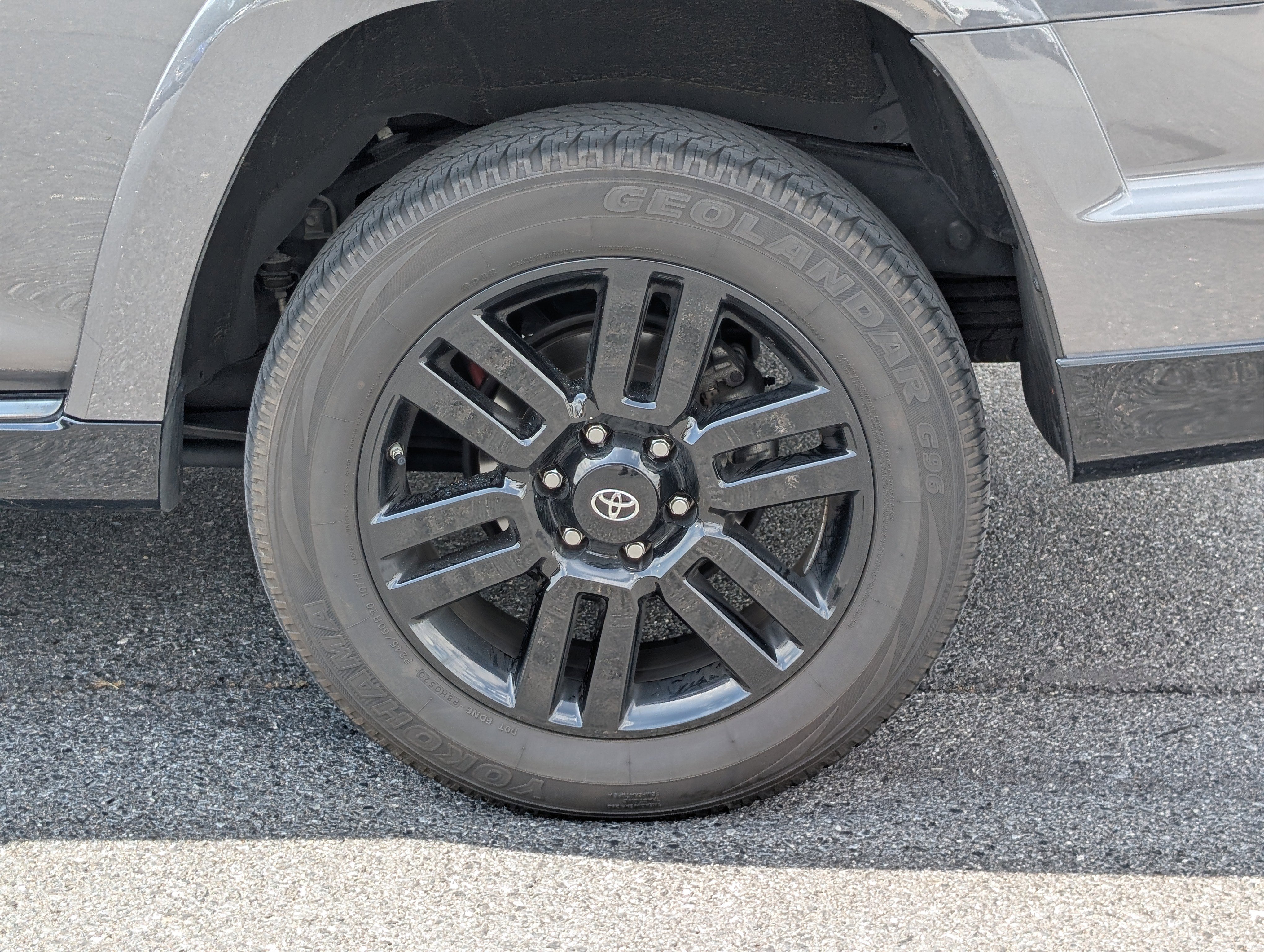 Used 2020 Toyota 4Runner Limited image 10