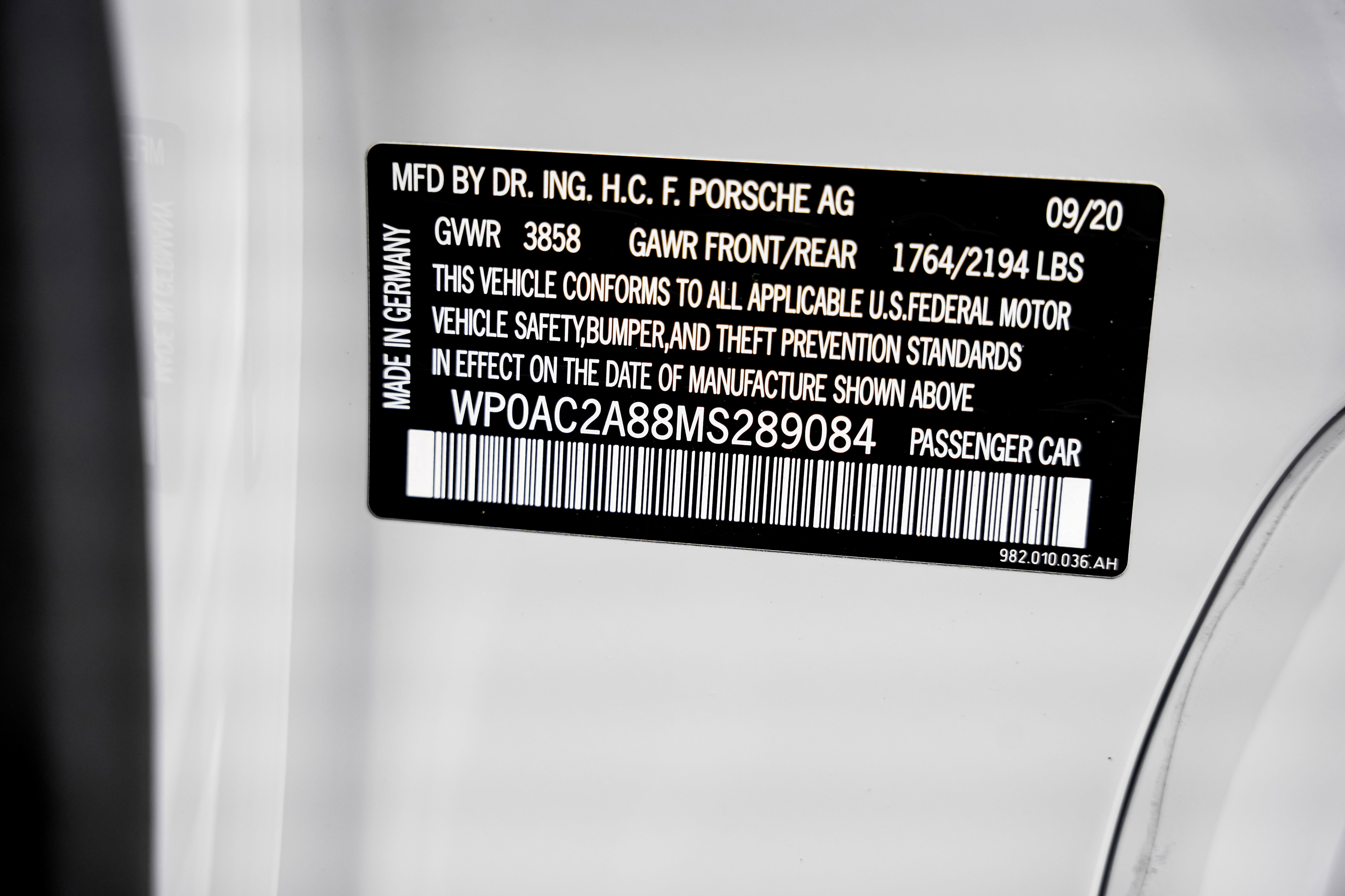 Used 2021 Porsche 718 Cayman GT4 image 41