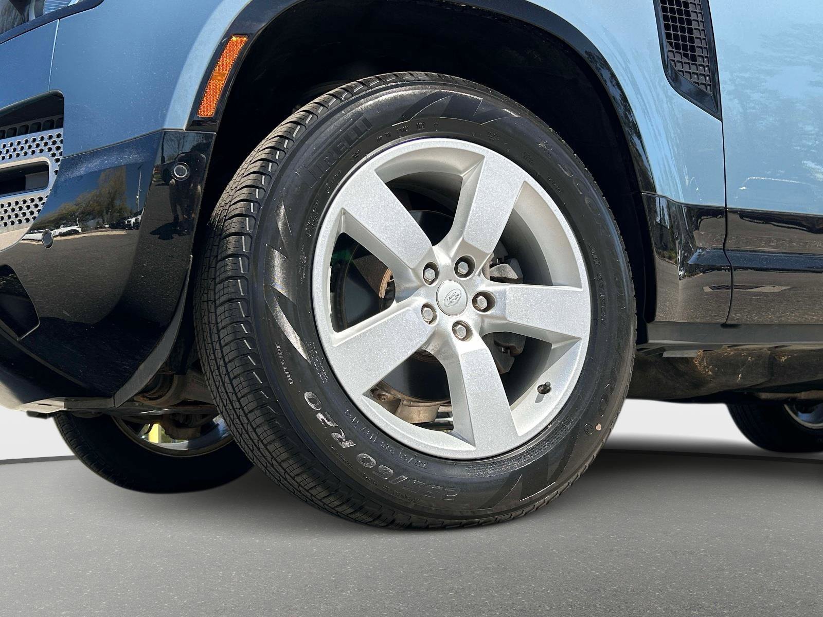 Used 2022 Land Rover Defender 110 S image 10