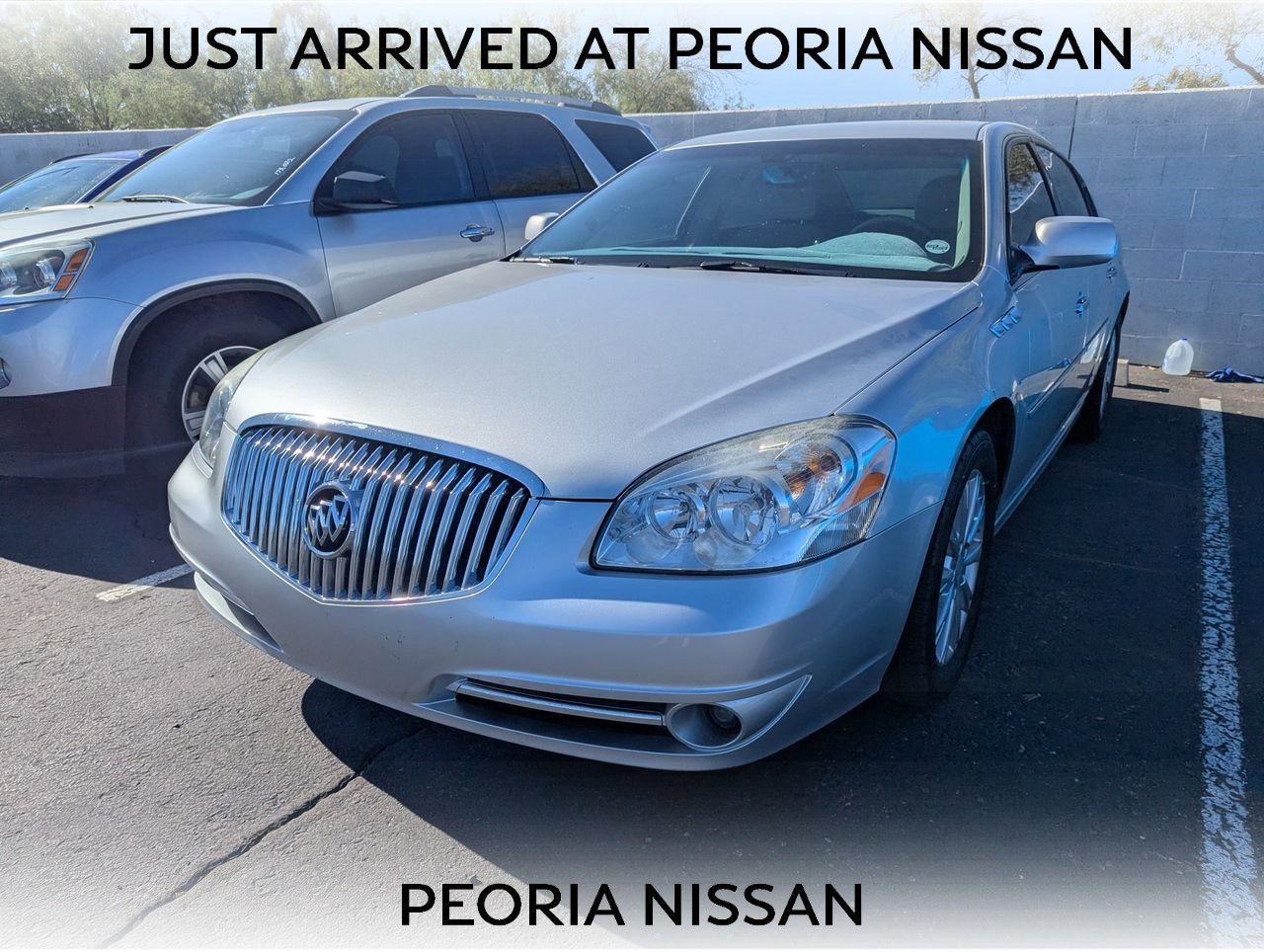 Used 2011 Buick Lucerne CX FWD video 1