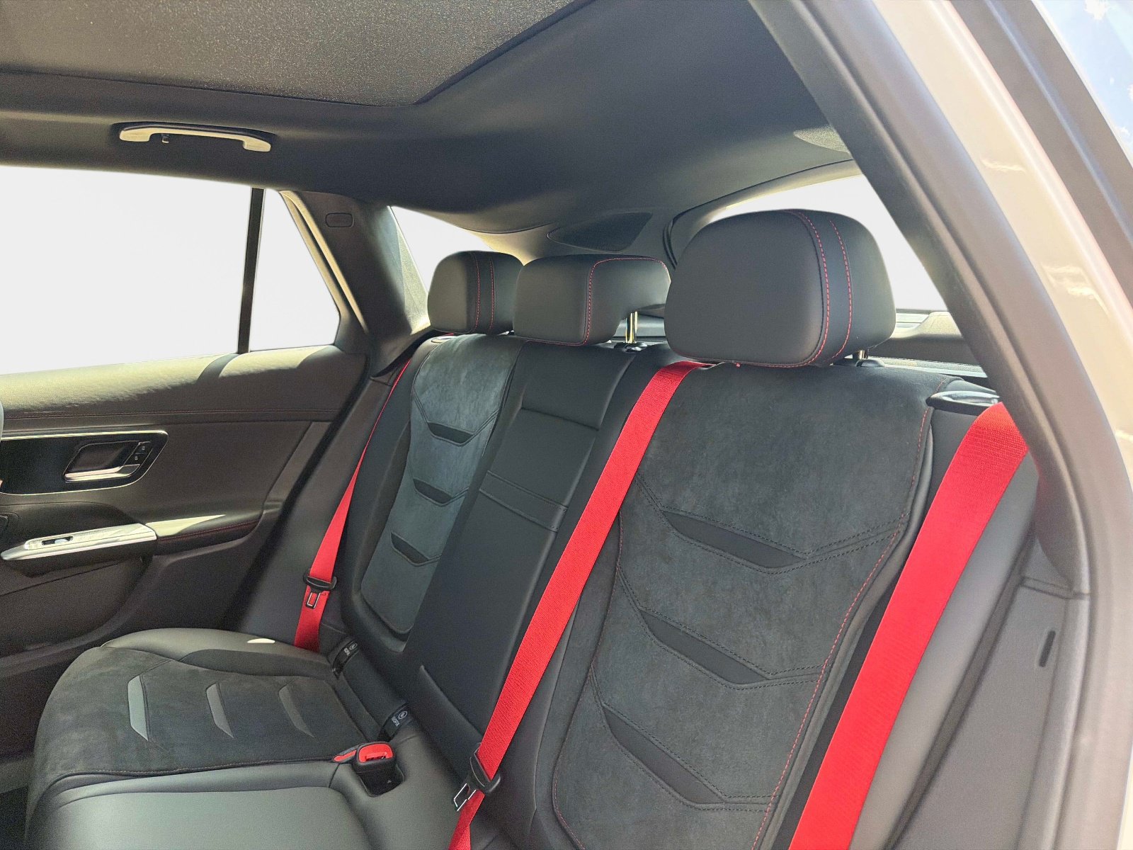 New 2026 Mercedes-Benz GLC 43 AMG 4MATIC image 14